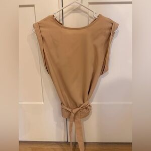 Source Unknown Classic Beige Blouse